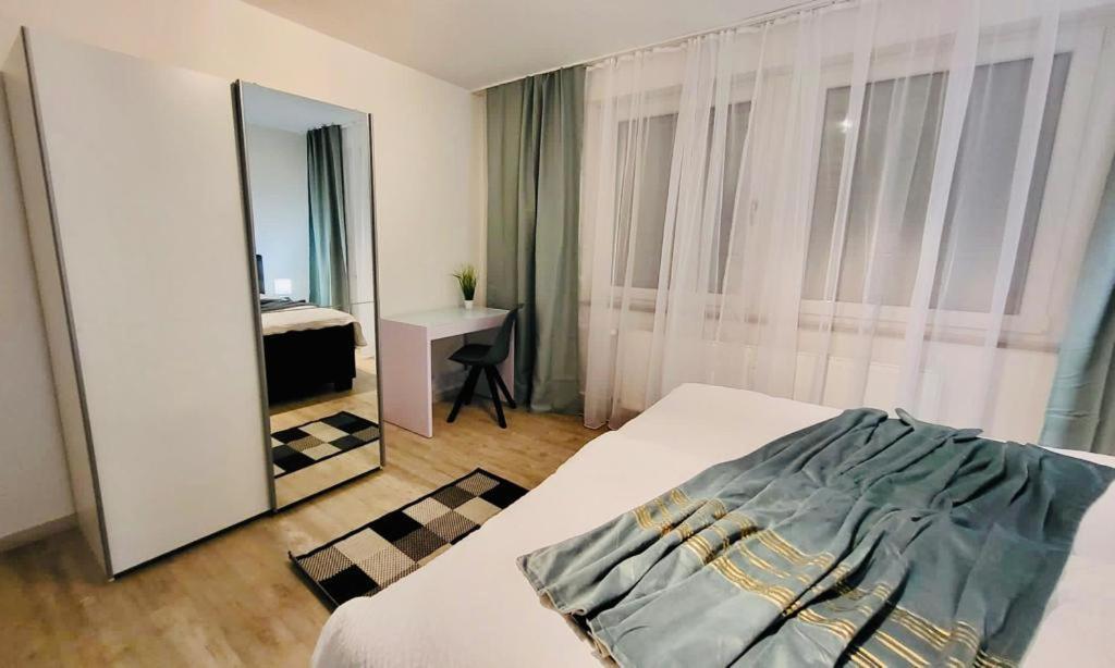 4Rooms Central-Modern Near Mtu With Balcony, The Beach By Lakescape Fewos FDH Extérieur photo